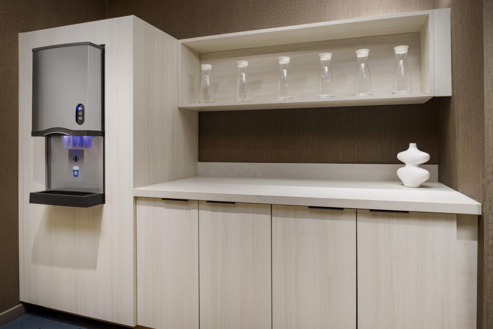 Ac Hotel By Marriott Jacksonville St Johns Town Center Экстерьер фото