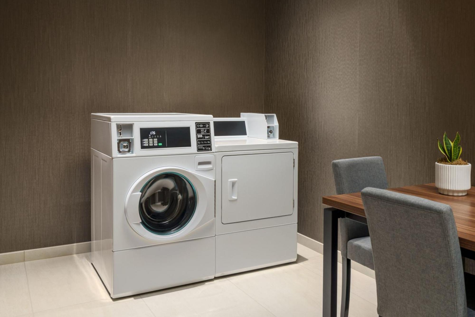 Ac Hotel By Marriott Jacksonville St Johns Town Center Экстерьер фото