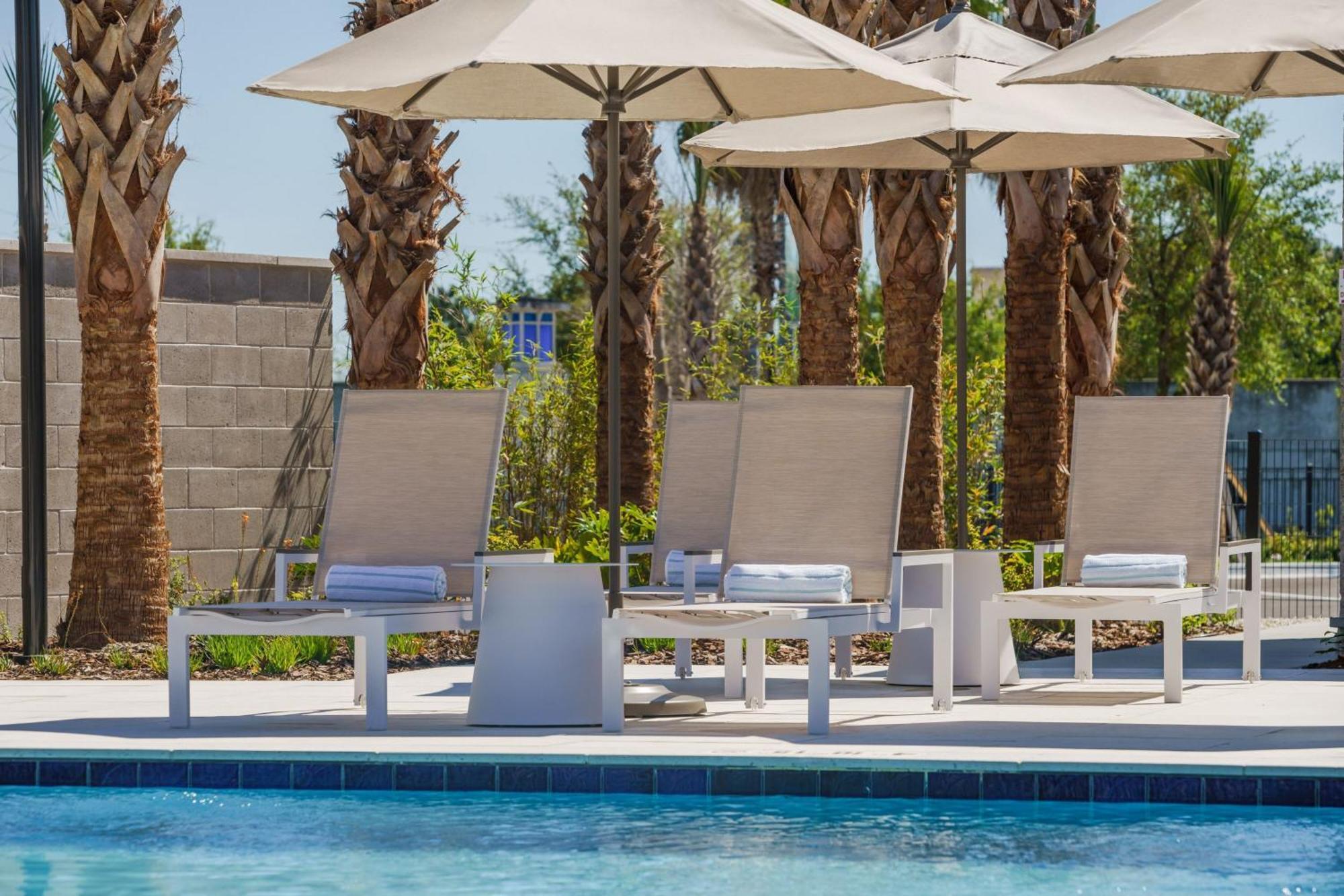 Ac Hotel By Marriott Jacksonville St Johns Town Center Экстерьер фото